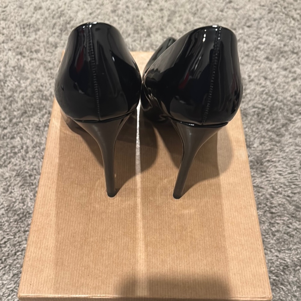 Black Patent Leather High Heel Stilettos - Picture 3 of 3